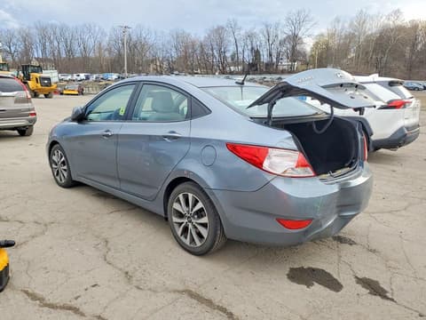 2017 Hyundai Accent, VIN KMHCT4AE8HU355620. Фото 2 з 6 з аукціону Copart. Каталог авто зі США OpenDataCar.