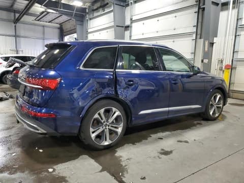 2021 Audi Q7, VIN WA1LXAF72MD036428. Фото 3 з 6 з аукціону Copart. Каталог авто зі США OpenDataCar.