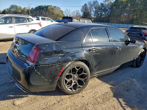 2019 Chrysler 300, VIN 2C3CCABG1KH635042. Фото 3 з 6 з аукціону Copart. Каталог авто зі США OpenDataCar.