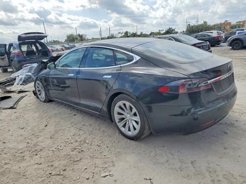 2020 Tesla Model S, VIN 5YJSA1E20LF358954. Фото 2 з 6 з аукціону Copart. Каталог авто зі США OpenDataCar.