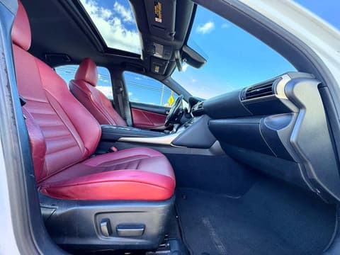 2020 Lexus IS 300, VIN JTHGA1D20L5103762. Фото 5 из 6 с аукциона Copart. Каталог авто из США OpenDataCar.