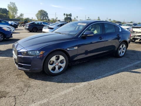 2017 Jaguar XE, VIN SAJAR4BG7HA974304. Фото 1 з 6 з аукціону Copart. Каталог авто зі США OpenDataCar.