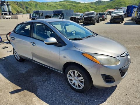 2013 Mazda 2, VIN JM1DE1KY3D0161721. Фото 4 з 6 з аукціону Copart. Каталог авто зі США OpenDataCar.