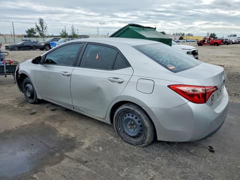 2018 Toyota Corolla, VIN 5YFBURHE1JP809516. Фото 2 з 6 з аукціону Copart. Каталог авто зі США OpenDataCar.