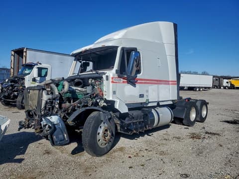 2017 Volvo VNL, VIN 4V4NC9EH7HN979065. Фото 2 з 6 з аукціону Copart. Каталог авто зі США OpenDataCar.