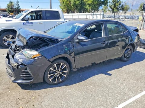 2017 Toyota Corolla, VIN 5YFBURHE3HP727281. Фото 1 з 6 з аукціону Copart. Каталог авто зі США OpenDataCar.