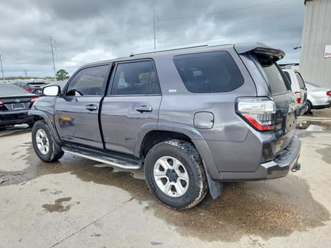 2018 Toyota 4Runner, VIN JTEZU5JR7J5168952. Фото 2 з 6 з аукціону Copart. Каталог авто зі США OpenDataCar.