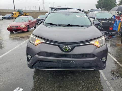 2017 Toyota RAV4, VIN 2T3WFREV8HW400266. Zdjęcie 5 z 6 z aukcji Copart. Katalog aut z USA OpenDataCar.