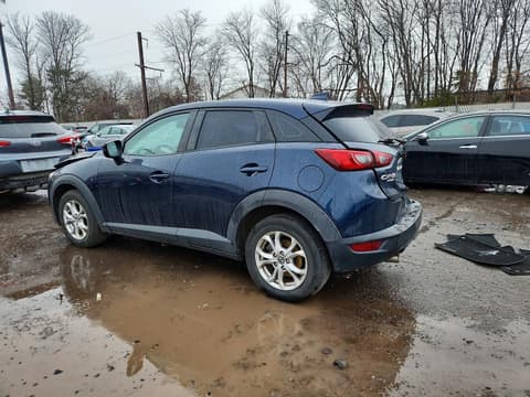 2017 Mazda CX-3, VIN JM1DKFB72H0165245. Фото 2 з 6 з аукціону Copart. Каталог авто зі США OpenDataCar.