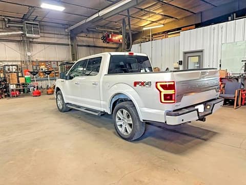2018 Ford F-150 Lightning, VIN 1FTEW1EG2JFA58691. Фото 3 з 6 з аукціону Copart. Каталог авто зі США OpenDataCar.