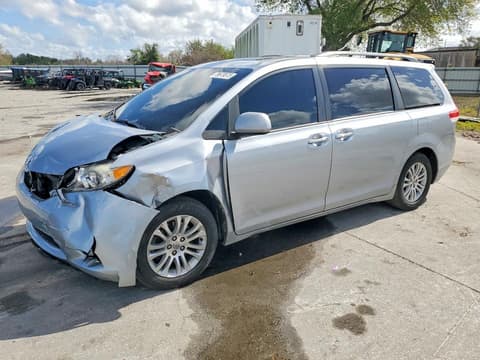 2011 Toyota Sienna, VIN 5TDYK3DC8BS163868. Фото 1 з 6 з аукціону Copart. Каталог авто зі США OpenDataCar.