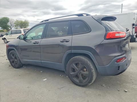 2016 Jeep Cherokee, VIN 1C4PJLCB7GW195712. Фото 2 з 6 з аукціону Copart. Каталог авто зі США OpenDataCar.