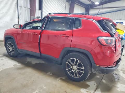 2019 Jeep Compass, VIN 3C4NJCBB0KT832348. Фото 2 з 6 з аукціону Copart. Каталог авто зі США OpenDataCar.