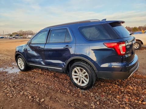 2016 Ford Explorer, VIN 1FM5K7D8XGGD20626. Фото 2 з 6 з аукціону Copart. Каталог авто зі США OpenDataCar.