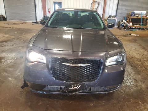 2018 Chrysler 300, VIN 2C3CCAAG7JH294052. Фото 5 з 6 з аукціону Copart. Каталог авто зі США OpenDataCar.