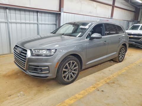 2018 Audi Q7, VIN WA1LAAF70JD015686. Фото 1 з 6 з аукціону Copart. Каталог авто зі США OpenDataCar.