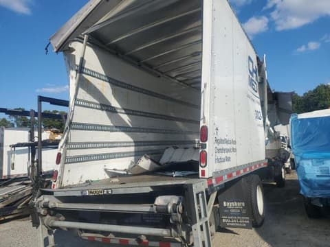 2018 Isuzu FTR, VIN 54DK6S167JSG01268. Zdjęcie 3 z 6 z aukcji Copart. Katalog aut z USA OpenDataCar.