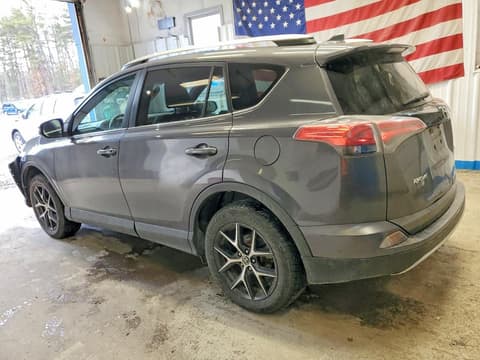 2016 Toyota RAV4, VIN 2T3JFREV7GW451170. Фото 2 з 6 з аукціону Copart. Каталог авто зі США OpenDataCar.