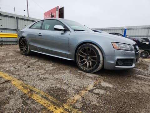 2011 Audi S5, VIN WAUVVAFRXBA062227. Фото 4 из 6 с аукциона Copart. Каталог авто из США OpenDataCar.