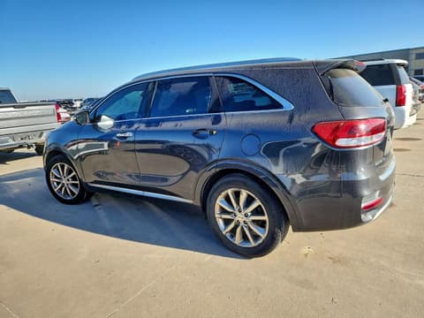 2018 Kia Sorento, VIN 5XYPK4A57JG382971. Фото 2 з 6 з аукціону Copart. Каталог авто зі США OpenDataCar.