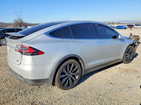 2016 Tesla Model X, VIN 5YJXCAE20GF016670. Фото 3 з 6 з аукціону Copart. Каталог авто зі США OpenDataCar.