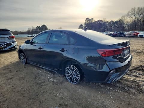 2024 Kia Forte, VIN 3KPF54AD2RE728461. Фото 2 з 6 з аукціону Copart. Каталог авто зі США OpenDataCar.