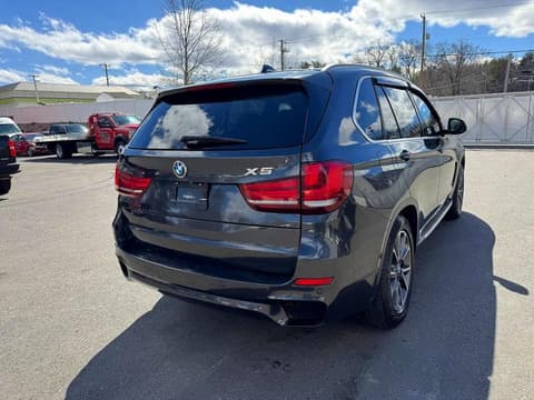 2014 Bmw X5, VIN 5UXKR6C50E0C02578. Фото 3 з 6 з аукціону Copart. Каталог авто зі США OpenDataCar.