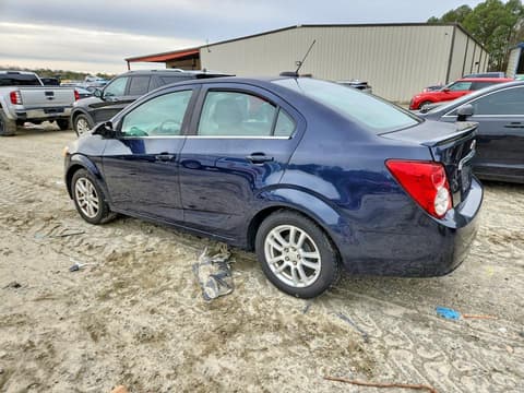2015 Chevrolet Sonic, VIN 1G1JC5SHXF4180271. Фото 2 из 6 с аукциона Copart. Каталог авто из США OpenDataCar.