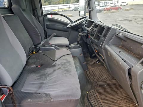 2015 Isuzu NQR, VIN JALE5W163F7901794. Фото 5 з 6 з аукціону Copart. Каталог авто зі США OpenDataCar.