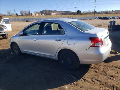 2007 Toyota Yaris, VIN JTDBT923571076037. Фото 2 з 6 з аукціону Copart. Каталог авто зі США OpenDataCar.