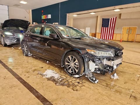 2015 Acura TLX, VIN 19UUB1F56FA026935. Фото 4 з 6 з аукціону Copart. Каталог авто зі США OpenDataCar.