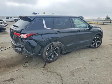 2022 Mitsubishi Outlander, VIN JA4J3TA85NZ063979. Photo 3 of 6 from Copart auction. OpenDataCar US salvage catalog.