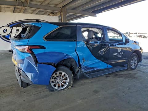 2024 Toyota Sienna, VIN 5TDKRKEC1RS191581. Фото 3 з 6 з аукціону Copart. Каталог авто зі США OpenDataCar.