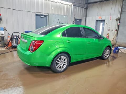 2015 Chevrolet Sonic, VIN 1G1JC5SH2F4118220. Фото 3 из 6 с аукциона Copart. Каталог авто из США OpenDataCar.