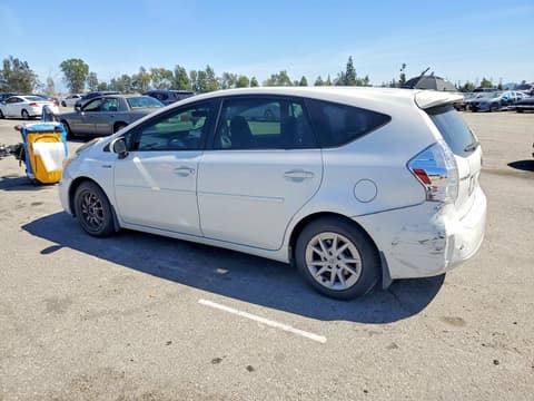 2012 Toyota Prius V, VIN JTDZN3EU7C3113047. Фото 2 з 6 з аукціону Copart. Каталог авто зі США OpenDataCar.