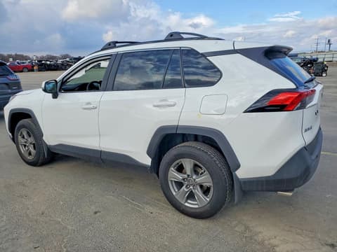 2025 Toyota RAV4, VIN 2T3P1RFV5SW631392. Фото 2 з 6 з аукціону Copart. Каталог авто зі США OpenDataCar.