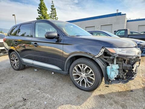 2018 Mitsubishi Outlander, VIN JA4AD2A31JJ003976. Zdjęcie 4 z 6 z aukcji Copart. Katalog aut z USA OpenDataCar.