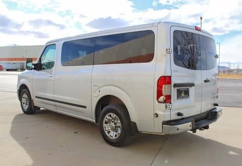 2015 Nissan NV3500, VIN 5BZAF0AA0FN851107. Фото 4 з 6 з аукціону Copart. Каталог авто зі США OpenDataCar.