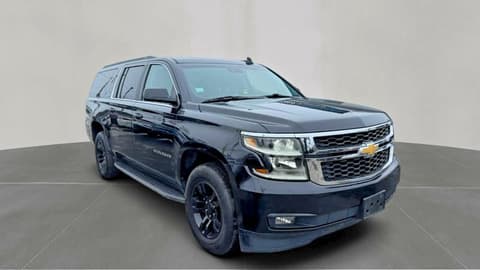 2019 Chevrolet Suburban, VIN 1GNSKHKC2KR230329. Фото 1 з 6 з аукціону Copart. Каталог авто зі США OpenDataCar.