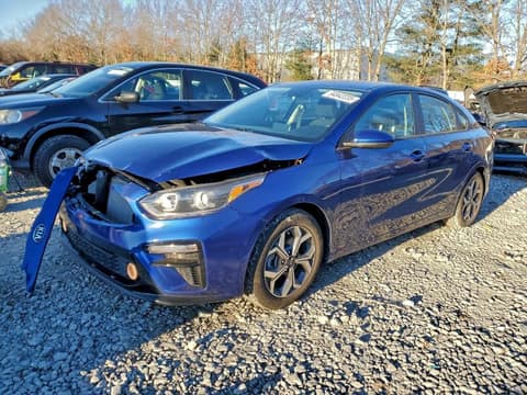 2021 Kia Forte, VIN 3KPF24AD2ME409305. Фото 1 з 6 з аукціону Copart. Каталог авто зі США OpenDataCar.