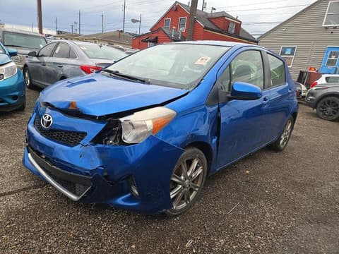 2014 Toyota Yaris, VIN JTDKTUD31ED585361. Фото 2 з 6 з аукціону Copart. Каталог авто зі США OpenDataCar.