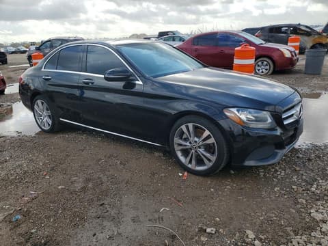 2017 Mercedes-benz C-Class, VIN 55SWF4JB1HU227631. Фото 4 з 6 з аукціону Copart. Каталог авто зі США OpenDataCar.
