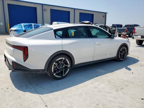 2025 Kia K4, VIN 3KPFW4DE9SE084996. Фото 3 из 6 с аукциона Copart. Каталог авто из США OpenDataCar.