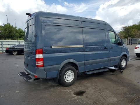 2018 Mercedes benz Sprinter 2500, VIN WD3PE7CD5JP647813. Фото 3 з 6 з аукціону Copart. Каталог авто зі США OpenDataCar.
