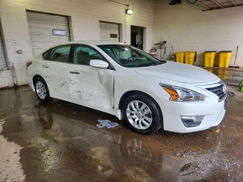 2015 Nissan Altima, VIN 1N4AL3AP9FN351757. Zdjęcie 4 z 6 z aukcji Copart. Katalog aut z USA OpenDataCar.
