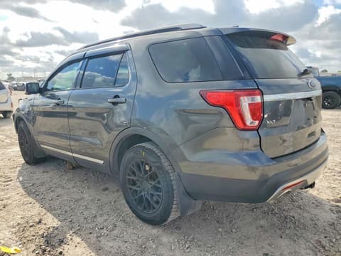 2017 Ford Explorer, VIN 1FM5K7D84HGA58801. Фото 2 з 6 з аукціону Copart. Каталог авто зі США OpenDataCar.