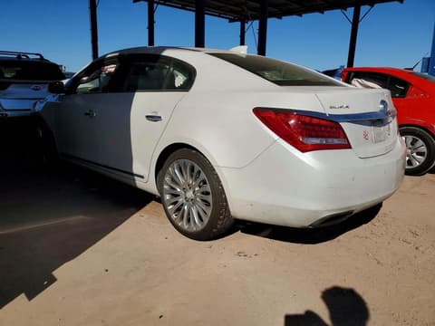 2015 Buick LaCrosse, VIN 1G4GF5G38FF174734. Фото 2 з 6 з аукціону Copart. Каталог авто зі США OpenDataCar.
