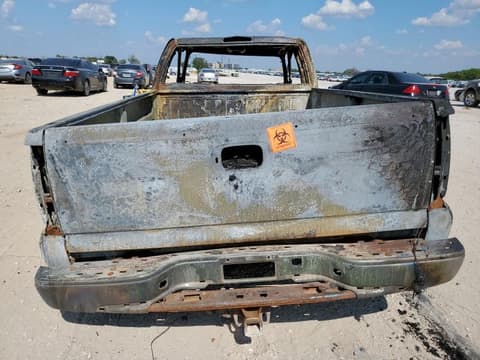 2000 Chevrolet Silverado, VIN 1GCGC29U2YE385986. Фото 6 з 6 з аукціону Copart. Каталог авто зі США OpenDataCar.