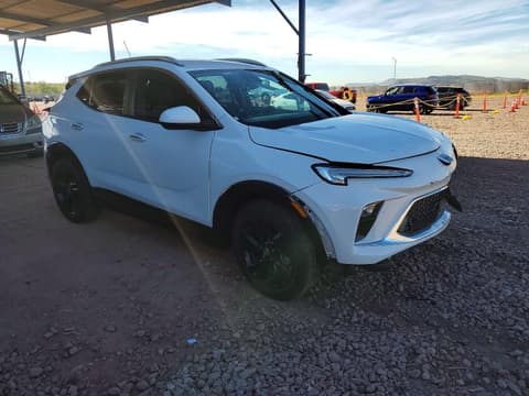 2024 Buick Encore GX, VIN KL4AMDSL6RB090077. Zdjęcie 4 z 6 z aukcji Copart. Katalog aut z USA OpenDataCar.