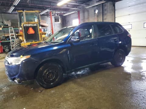 2014 Mitsubishi Outlander, VIN JA4JZ4AX8EZ606348. Фото 1 з 6 з аукціону Copart. Каталог авто зі США OpenDataCar.